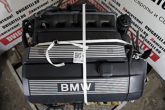 Фотография контрактного двигателя сверху BMW M54 B30 (306S3)