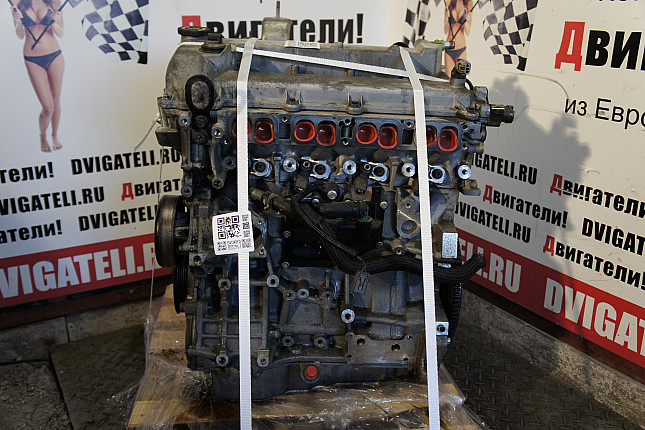 Двигатель вид с боку Mazda L3-VDT