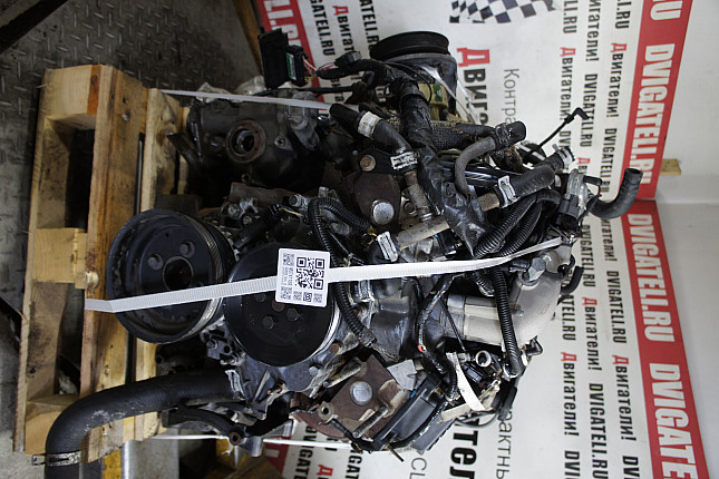Двигатель вид с боку Ford 3.0 + АКПП