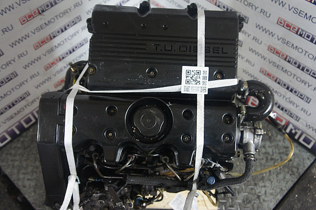 Фотография контрактного двигателя сверху PEUGEOT VJY (TUD5)