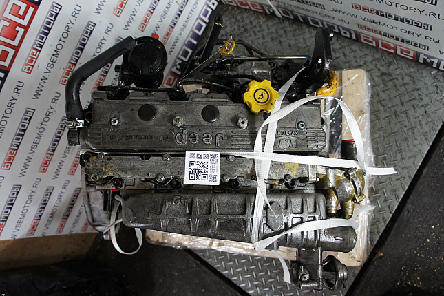 Фотография контрактного двигателя сверху JEEP M52