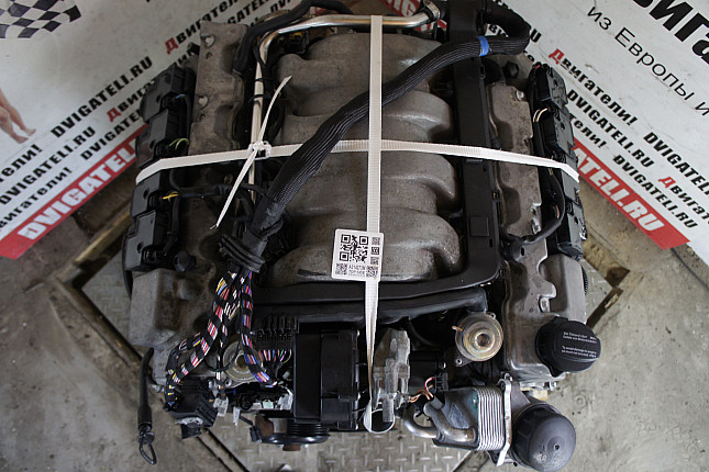 Фотография контрактного двигателя сверху Mercedes M 113.981