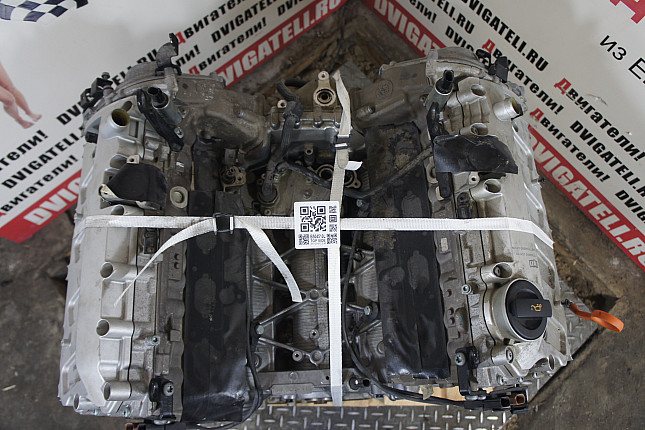 Фотография контрактного двигателя сверху Audi BAR