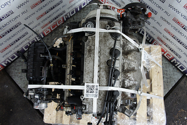 Фотография контрактного двигателя сверху HONDA D14Z4