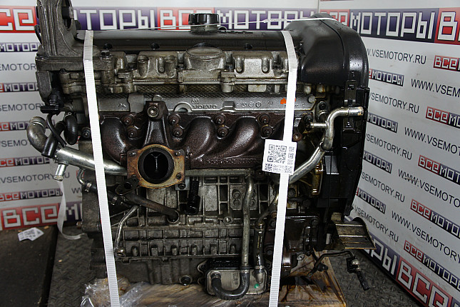 Двигатель вид с боку VOLVO B 5254 T2