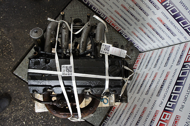 Фотография контрактного двигателя сверху MERCEDES-BENZ M 102.924