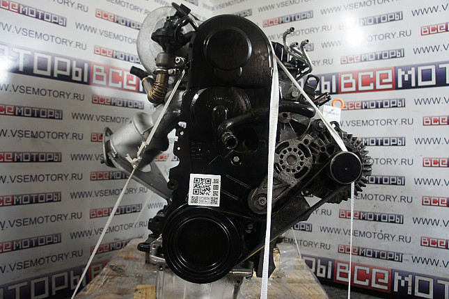 Двигатель вид с боку VW BDJ