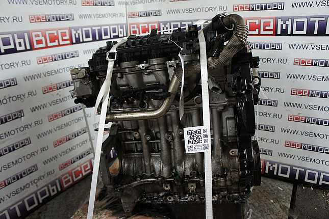 Двигатель вид с боку CITROËN 9HZ-DV6TED4