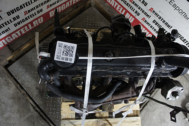 Фотография контрактного двигателя сверху VW AAB