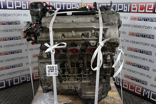 Двигатель вид с боку HYUNDAI G6DB