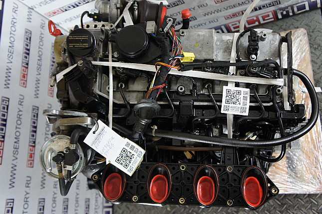 Фотография контрактного двигателя сверху MERCEDES-BENZ OM 611.987
