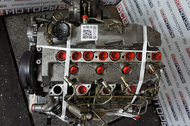 Фотография контрактного двигателя сверху MITSUBISHI 4d56