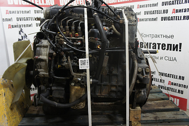 Двигатель вид с боку Renault MIDR 04.02.26 B/4