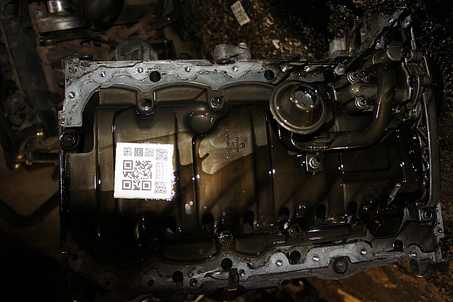 Фотография блока двигателя без поддона (коленвала) VW AXE