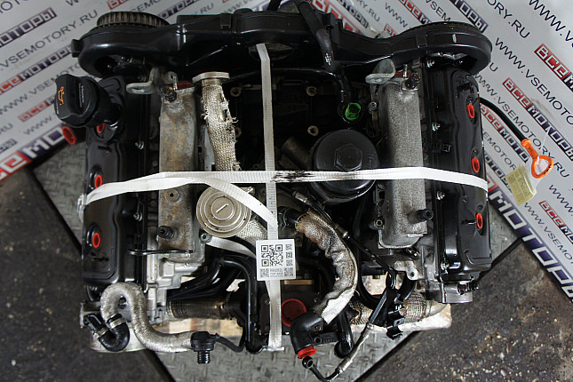 Фотография контрактного двигателя сверху AUDI BAU