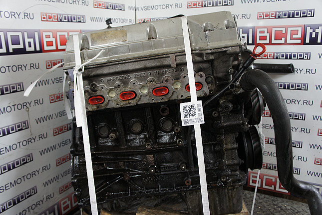 Двигатель вид с боку MERCEDES-BENZ M 111.970