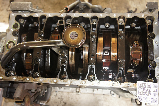 Фотография блока двигателя без поддона (коленвала) VOLVO B 5254 S
