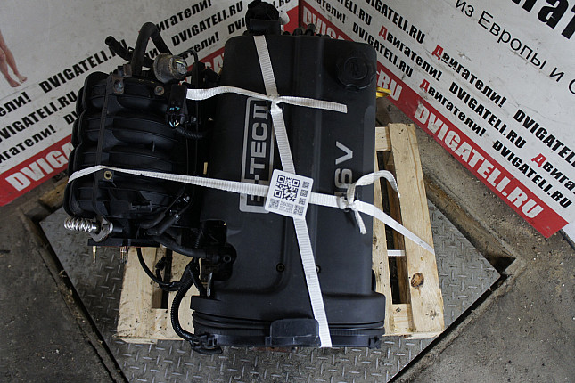 Фотография контрактного двигателя сверху Chevrolet F14D3
