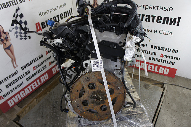 Двигатель вид с боку BMW M57 D30 (306D3)