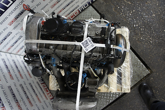 Фотография контрактного двигателя сверху MERCEDES-BENZ OM 611.960