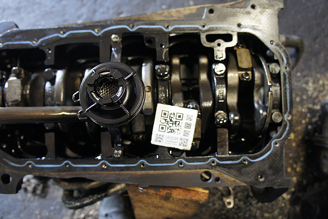 Фотография блока двигателя без поддона (коленвала) VOLVO D 5252 T
