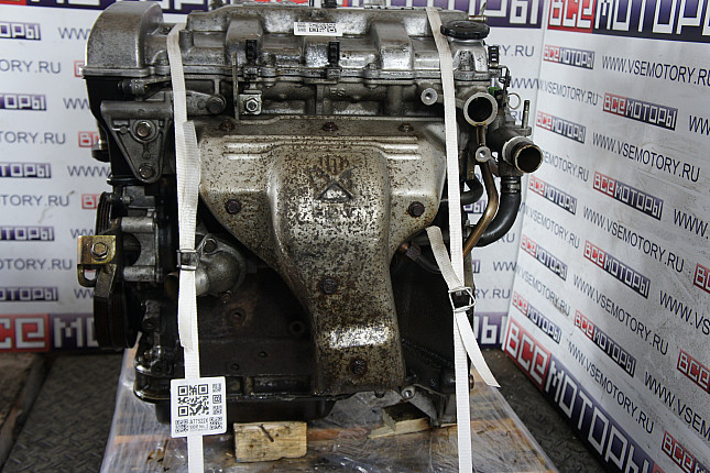 Двигатель вид с боку MAZDA FS 