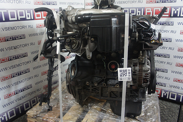 Двигатель вид с боку MAZDA Z5-DE 