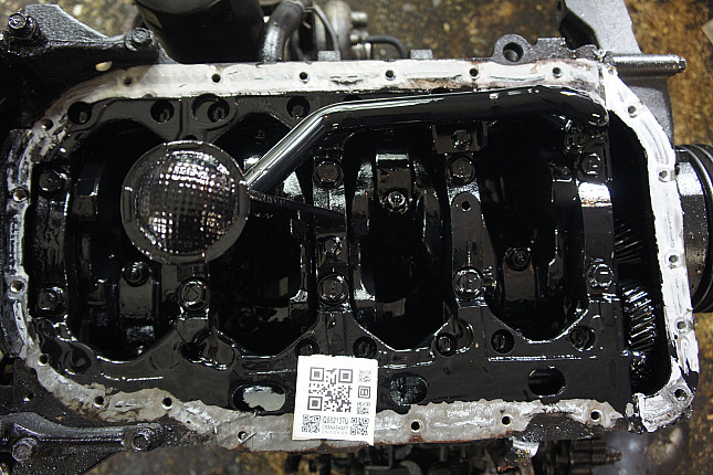 Фотография блока двигателя без поддона (коленвала) MITSUBISHI 4 M 40