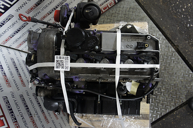 Фотография контрактного двигателя сверху MERCEDES-BENZ OM 646.982