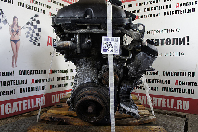Двигатель вид с боку BMW M54 B25 (256S5)
