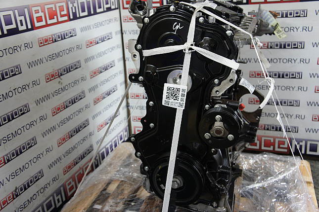 Двигатель вид с боку RENAULT M9R G 832