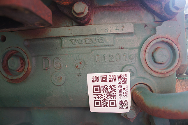 Номер двигателя и фотография площадки VOLVO D6B 197244
