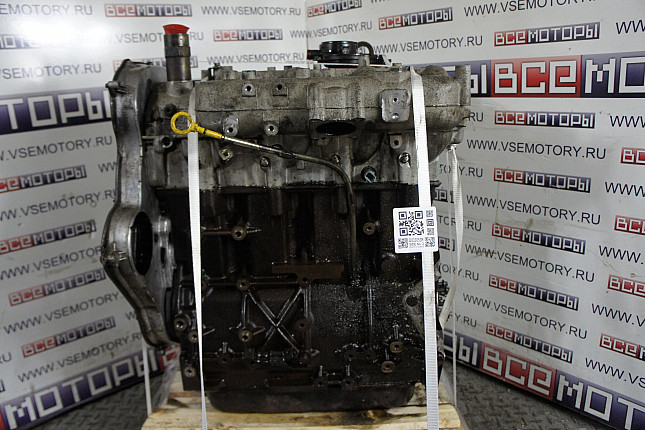 Двигатель вид с боку LDV VM39C15652