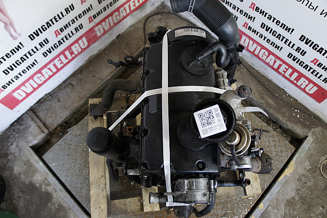 Фотография контрактного двигателя сверху VW ANU