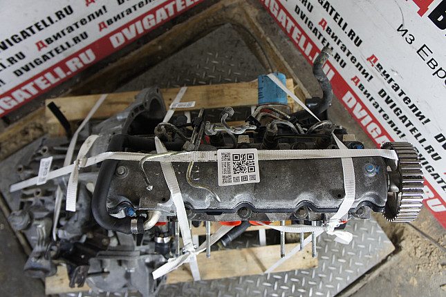 Фотография контрактного двигателя сверху Fiat DHX (XUD9TE)+МКПП