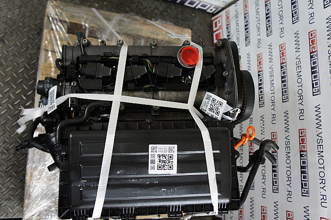 Фотография контрактного двигателя сверху VW CGGB