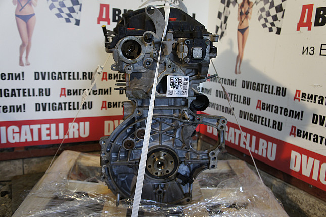 Двигатель вид с боку Peugeot 10FHCP PSA 5F01