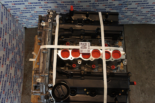 Фотография контрактного двигателя сверху INFINITI VQ35DE