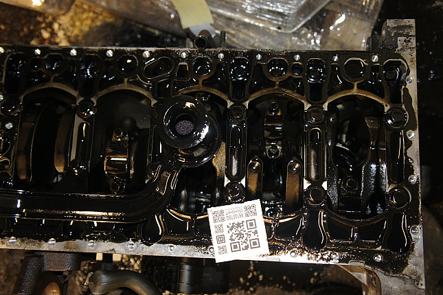 Фотография блока двигателя без поддона (коленвала) VOLVO D 5244 T4