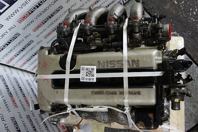 Фотография контрактного двигателя сверху NISSAN SR20