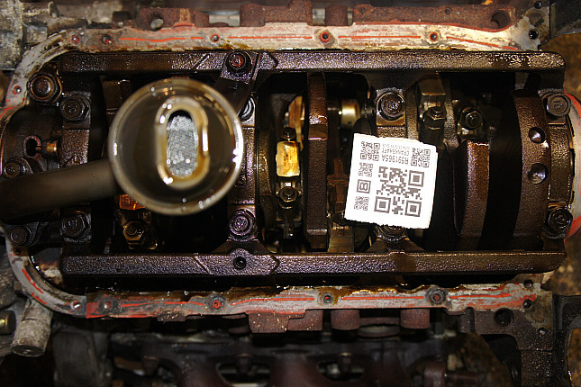 Фотография блока двигателя без поддона (коленвала) MITSUBISHI 6G72 NJ3998