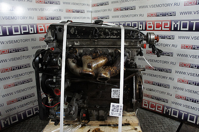 Двигатель вид с боку SAAB B204I