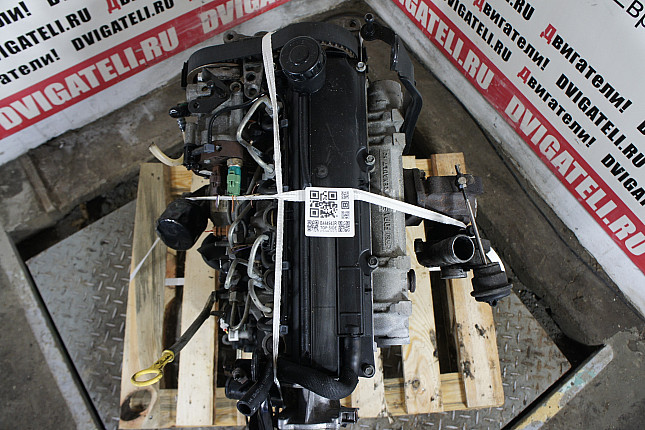 Фотография контрактного двигателя сверху Renault K9K 722