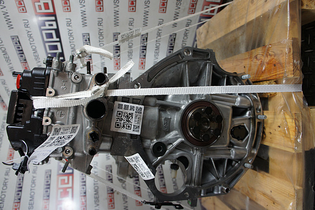 Двигатель вид с боку HYUNDAI G4LA