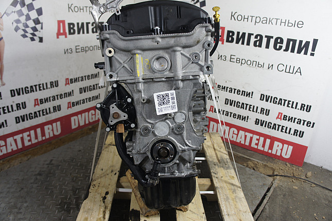 Двигатель вид с боку Citroen 5FV (EP6CDT)