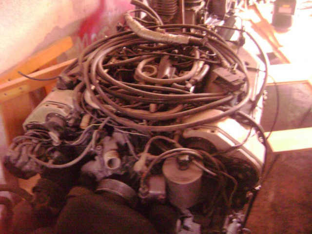 Двигатель MERC 140 4.2L
