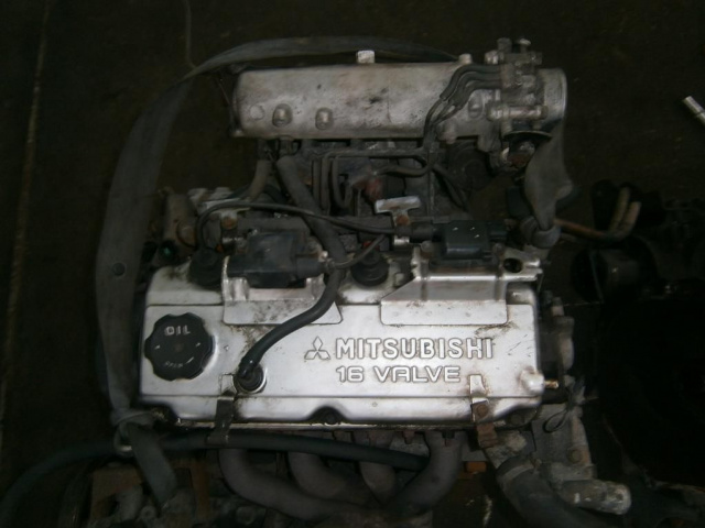 MITSUBISHI COLT 96-01R двигатель 1.6 16V бензин 4G92