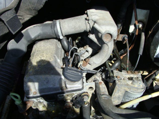 MERCEDES SPRINTER 2.3 98 R двигатель w машине odpala
