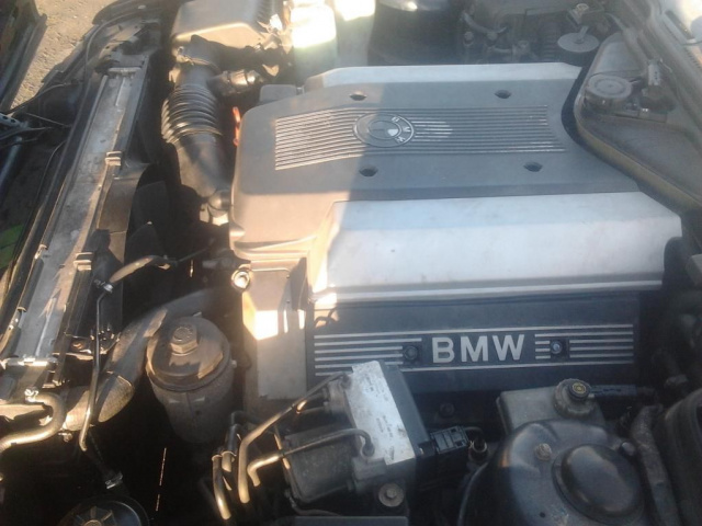 Двигатель BMW E34 530i E32 E38 730 M60B30