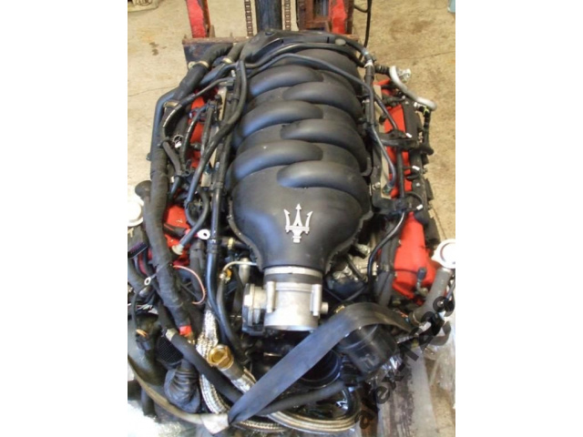 Maserati Quattroporte двигатель 4.2 04-08r